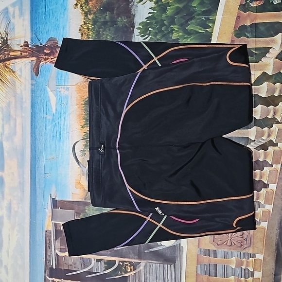 CW-X Compression Athletic Leggings Size Medium - Picture 5 of 5